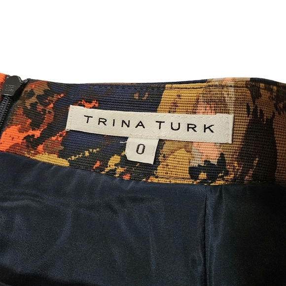 Trina Turk "Miki" Print Pencil Skirt, Size 0 - Picture 4 of 8